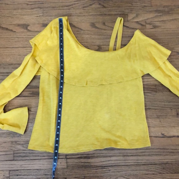 Anthropologie Asymmetrical Ruffle Top Size L - Picture 5 of 7